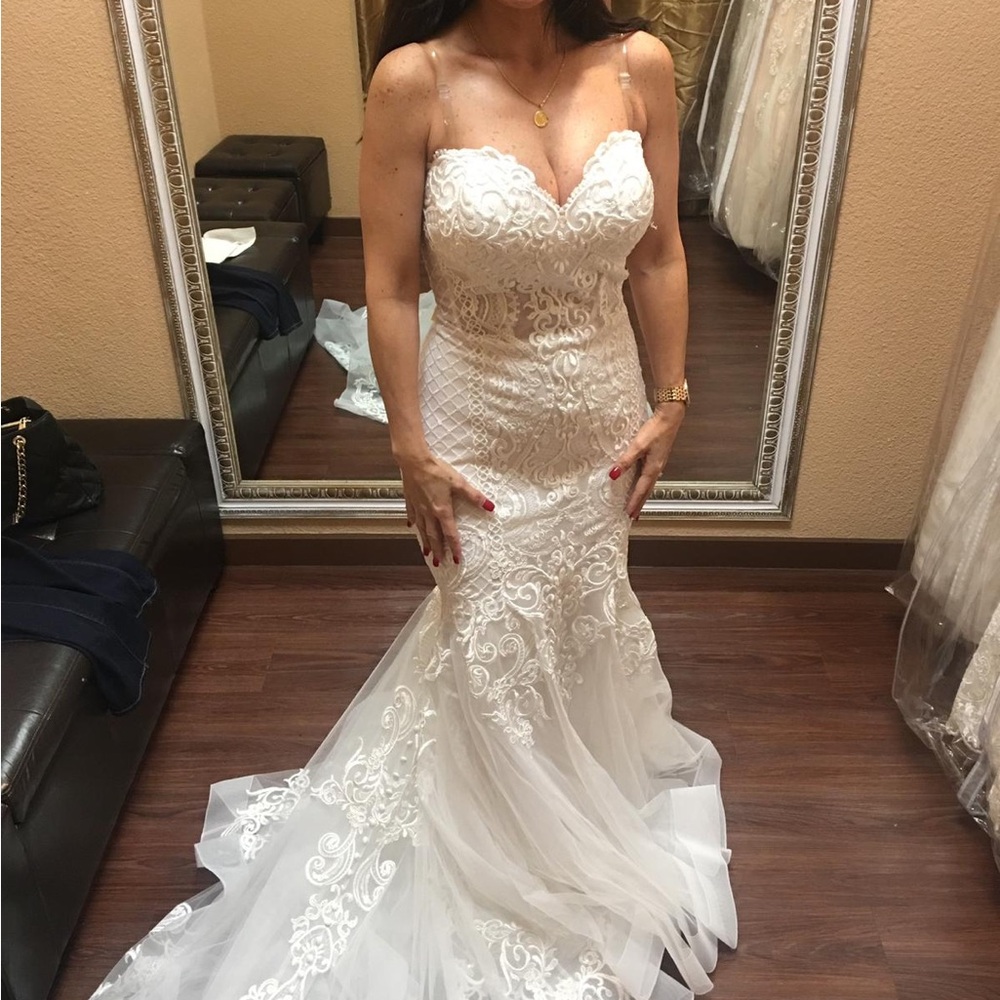 Beautiful Certified Well Preserved Wedding Dress